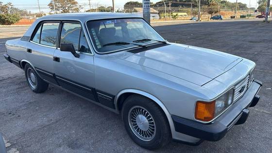 CHEVROLET OPALA 4.1 DIPLOMATA 12V GASOLINA 4P AUTOMÁTICO CHEVROLET OPALA 4.1 DIPLOMATA 12V GASOLINA 4P AUTOMÁTICO